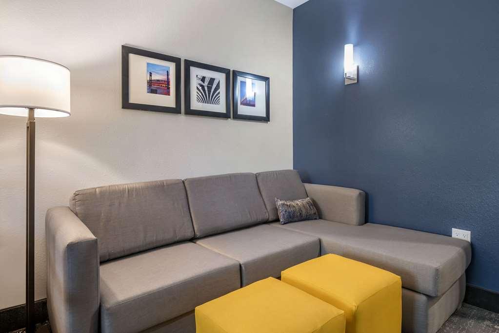 Comfort Inn & Suites Jacksonville - Orange Park Near Naval Air Station Kamer foto
