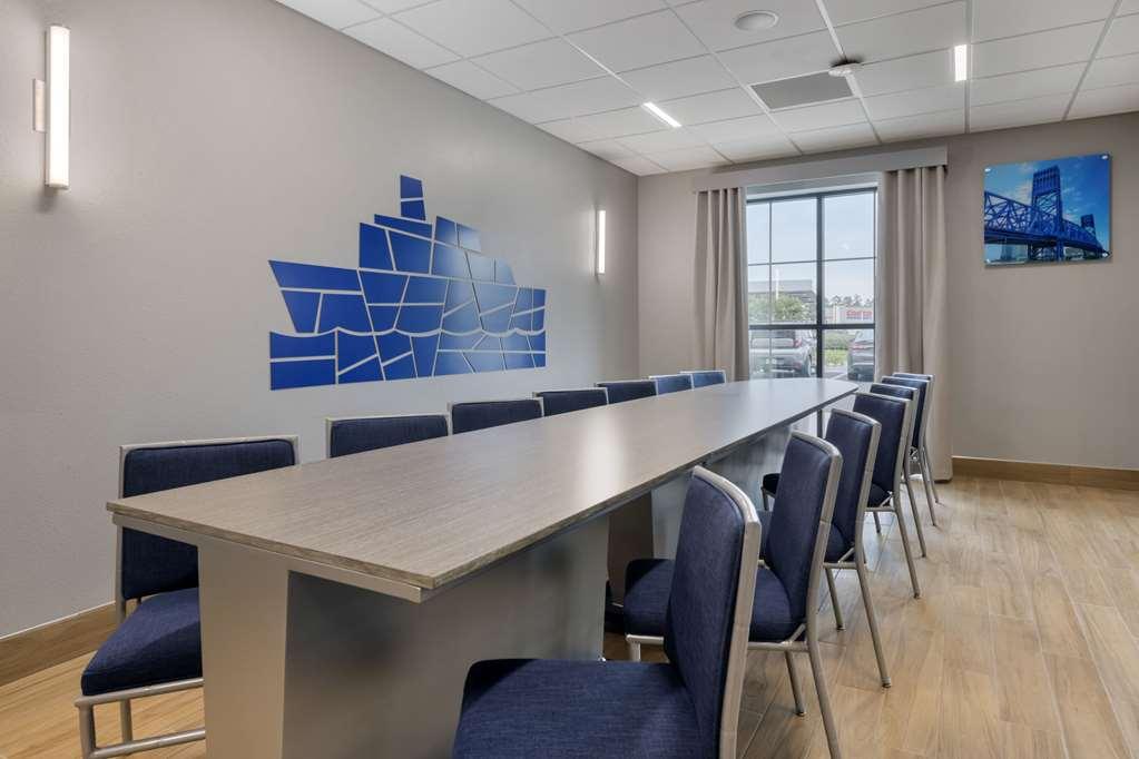 Comfort Inn & Suites Jacksonville - Orange Park Near Naval Air Station Faciliteiten foto