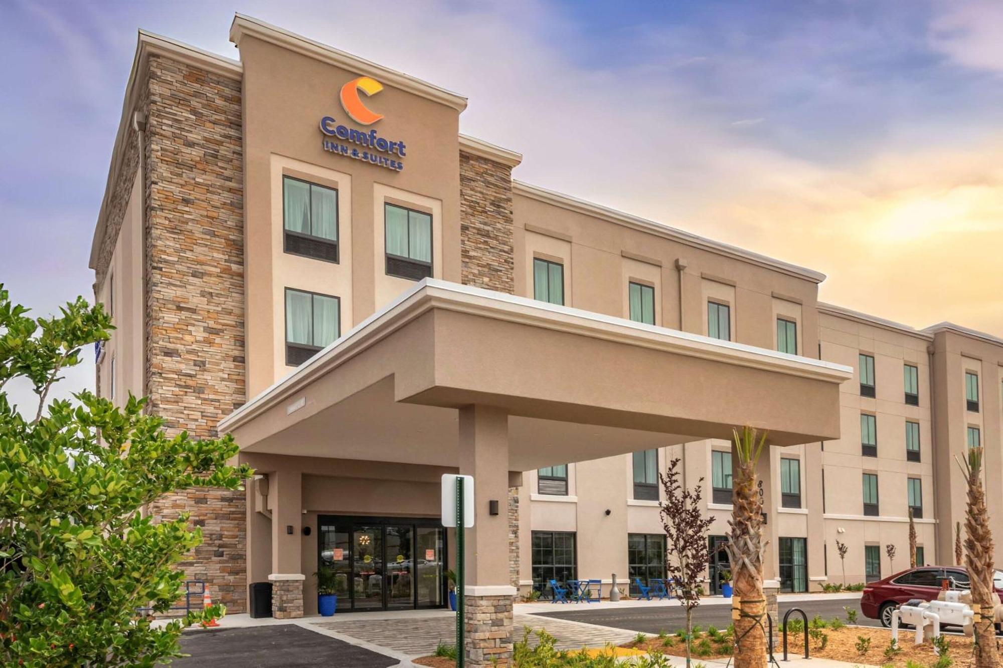 Comfort Inn & Suites Jacksonville - Orange Park Near Naval Air Station Buitenkant foto